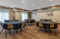 Comfort Inn & Suites Hotels in Mineral Bluff