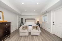 Mt. Adams Nest Studio for 2 Hotels in Bellevue