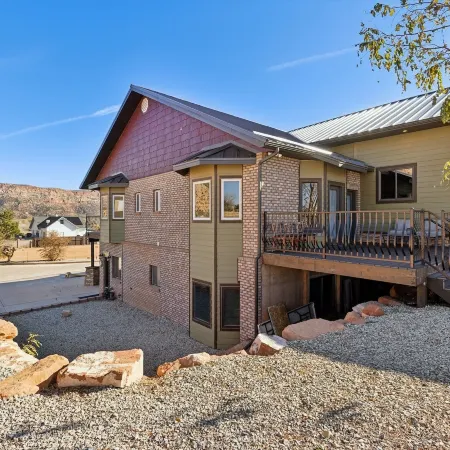 Zion Cliff Lodge
