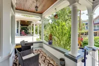 บ้านประวัติศาสตร์พร้อมสนามหญ้าใจกลางเมืองรีดดิง