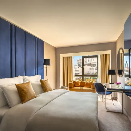 Grand Hotel Adriatic Отели рядом с достопримечательностью «Пляж Медвея»