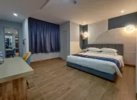 굿 9 호텔, 차야 코타 푸테리 Plentong 호텔