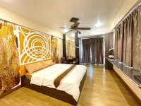Rangsit Grand Condo Hotels in Amphoe Khlong Luang