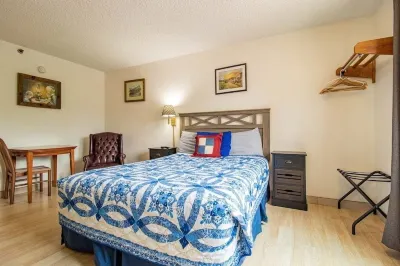 The Ridge Hotel - Manitou Springs Hotels in Manitou Springs