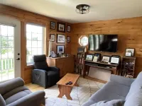 Cozy House/Cottage, minutes to National Park & Golf Course