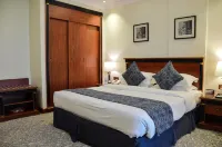 Crown Tower Hotel - parkir