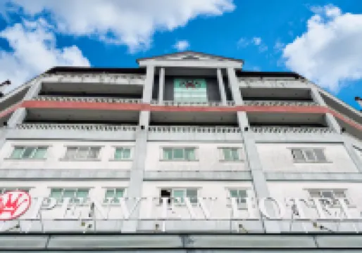 โรงแรมเพนวิว