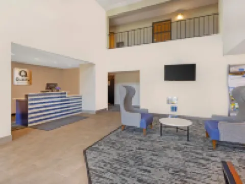 Quality Inn Chesterton Near Indiana Dunes National Park I-94 Hotels in Chesterton