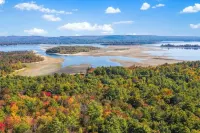Picturesque Cabin ,Arcade, Fireplace