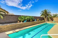 'Coyote Casa' w/ Mtn Views in Tuscon Desert Oasis - Private Pools