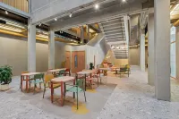 All Suites Hôtel | Paris Pleyel – L’île Saint Denis Hotel a L'Ile-Saint-Denis