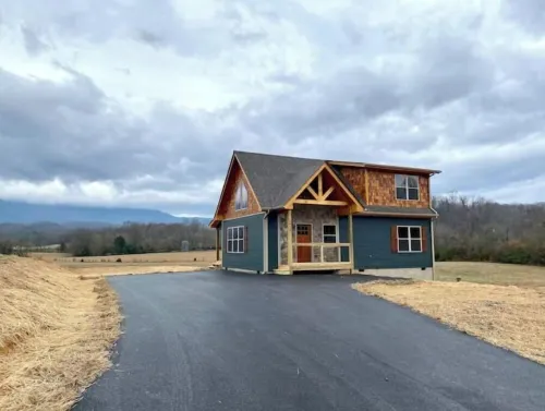 Hoot Haus New Cabin-Mtn Views from Valley-Mesmerizing