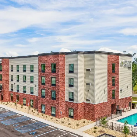 Cobblestone Hotel & Suites - Foley