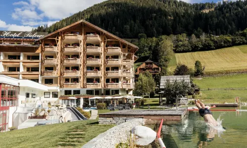 Thermenwelt Hotel Pulverer