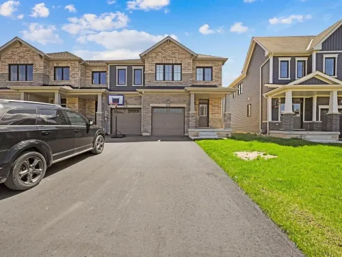 Cozy home minutes from Niagara Falls Hotels in Thorold