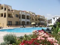Penthouse Apartment With Stunning Views - Swimmingpools