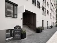 Bob W Munich Schwabing Hotels near Der + Die + Das