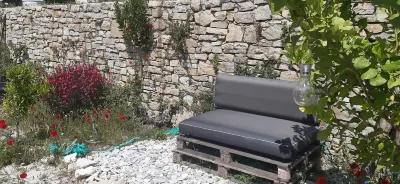 Ferienwohnung mit Fantastischem Ausblick Aufs Meer Các khách sạn gần Moni Vronta