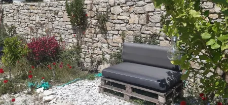 Ferienwohnung mit Fantastischem Ausblick Aufs Meer Отели рядом с достопримечательностью «Moni Vronta»