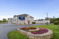 Microtel Inn by Wyndham Albany Airport Hotels in Latham