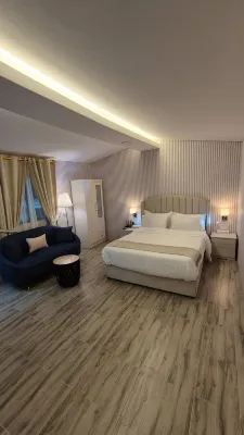 Privet Pool Chalet with Breakfast Hotels in 