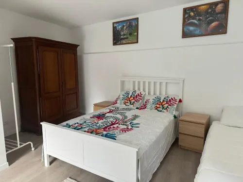 Charmant Duplex Moderne et Spacieux, Idéale en Famille Hotels in Le Vesinet