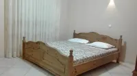 Holiday house, low room 20 € pp, double room.+ Ac + Vantilador 2 km from the beach, 30C