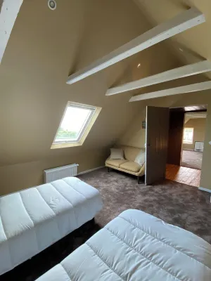 Baie d'Audierne - Family house - 5 bedrooms / 2 bathrooms Hotels in Plovan