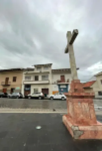 Spacious 3-bedroom condo in marvelous Cuenca with WiFi