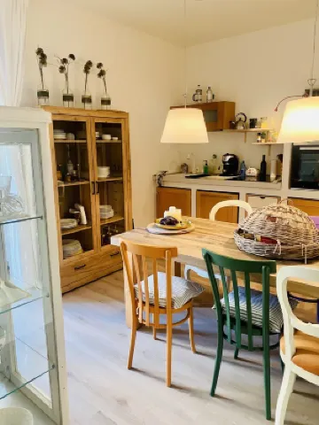 Stylish and cozy 4 room flat with garden terrace close to beach and centre