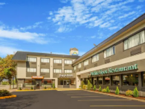 Days Inn by Wyndham Terrace Hotels in Terrace