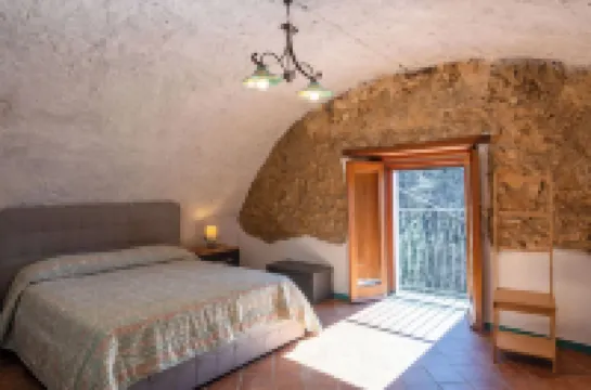 CASALE GELSI APARTMENT (SPRING)AMALFI COAST