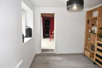 Très Belle Maison en Pierre en Plein Coeur de la Suisse Normande Hotels in Clecy