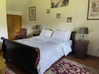 Charming 1-bedroom gite in delightful countryside hamlet with views