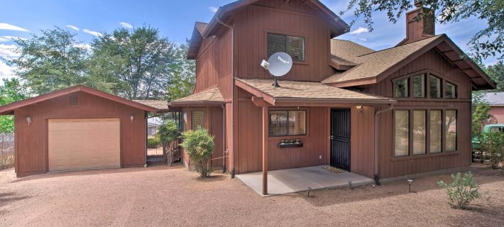 Forest-View Retreat in Payson, Close to Hiking! Отели в г. Пейсон
