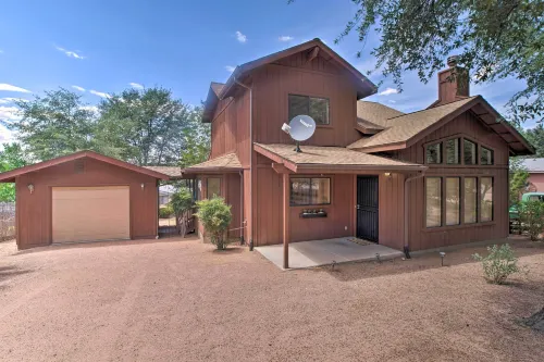 Forest-View Retreat in Payson, Close to Hiking!