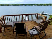 Lakefront Cottage at Crooked Lake, Indiana to sleep 10-12