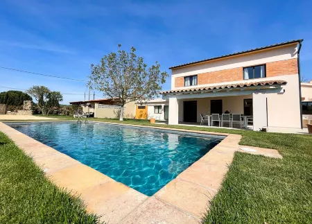 Can Candiu. Establecimiento de 2 Casas Enteras