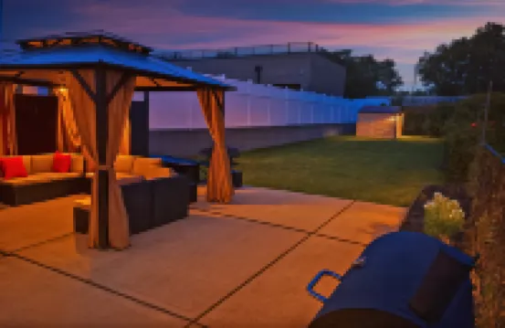 Modern Comfort with Easy NYC Transit Access - Charming Getaway