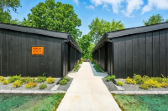 500 ハウス - ユニット B 2 ベッドルーム タウンハウス