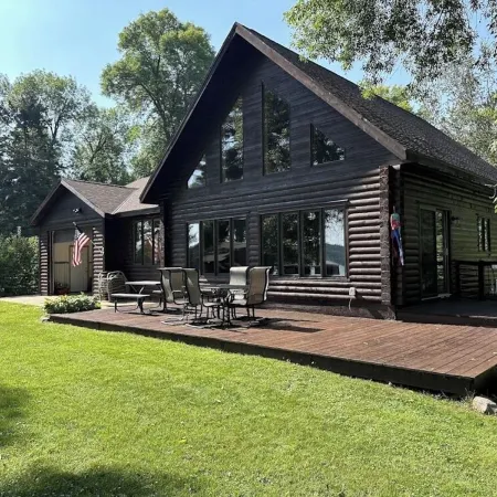 Sunrise Cabin on Big Sandy Lake - McGregor MN