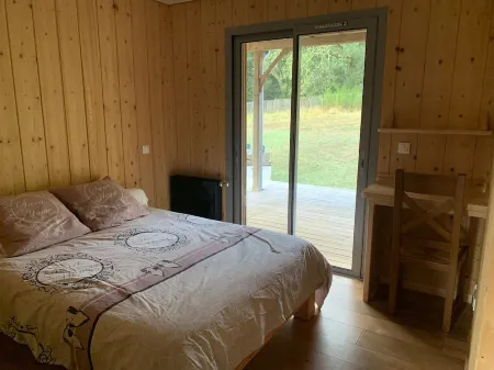 Wooden villa in the heart of nature + spa close to soulac's natural swimming pools