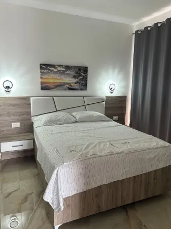 1 bedroom apartment with large balcony - Apartments Subashi room 306 Отели в г. Gjerana