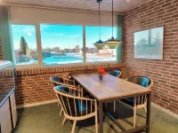 Comfortable 3- bedroom villa with free parking Hôtels à : Roslev