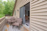 3 Bedroom 3 Bath Smith Mountain Lake Townhome