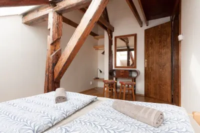 Authentic & Charming Loft-directly in the center Hotel di 