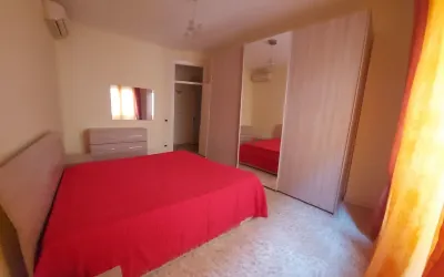 Very central apartment in Bracciano with free access to private beach AZZURRO CAMPING VILLAGE 주변 호텔