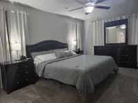 Enjoy Pool, Billiards, Sauna, Access to the Lake