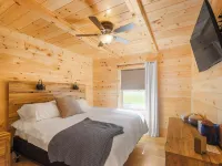 Seasons on Oak Short Walk to Best Fly Fishing in Northeast Cozy Cabin Deposit NY Hotels in Deposit