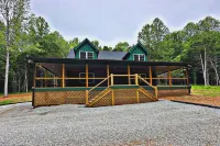Charming 3-bedroom cabin with AC, WiFi in delightful Ashland City
